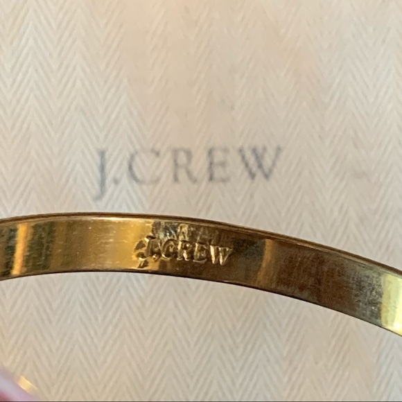 gold bracelet ❤️ - Picture 2 of 5